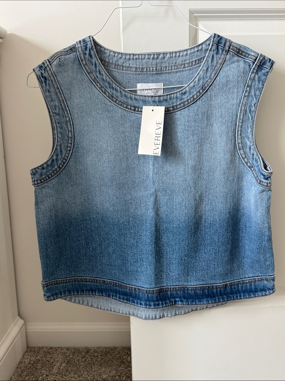 Evereve Denim Ombre Sleeveless Tank Top - Light to Medium Blue